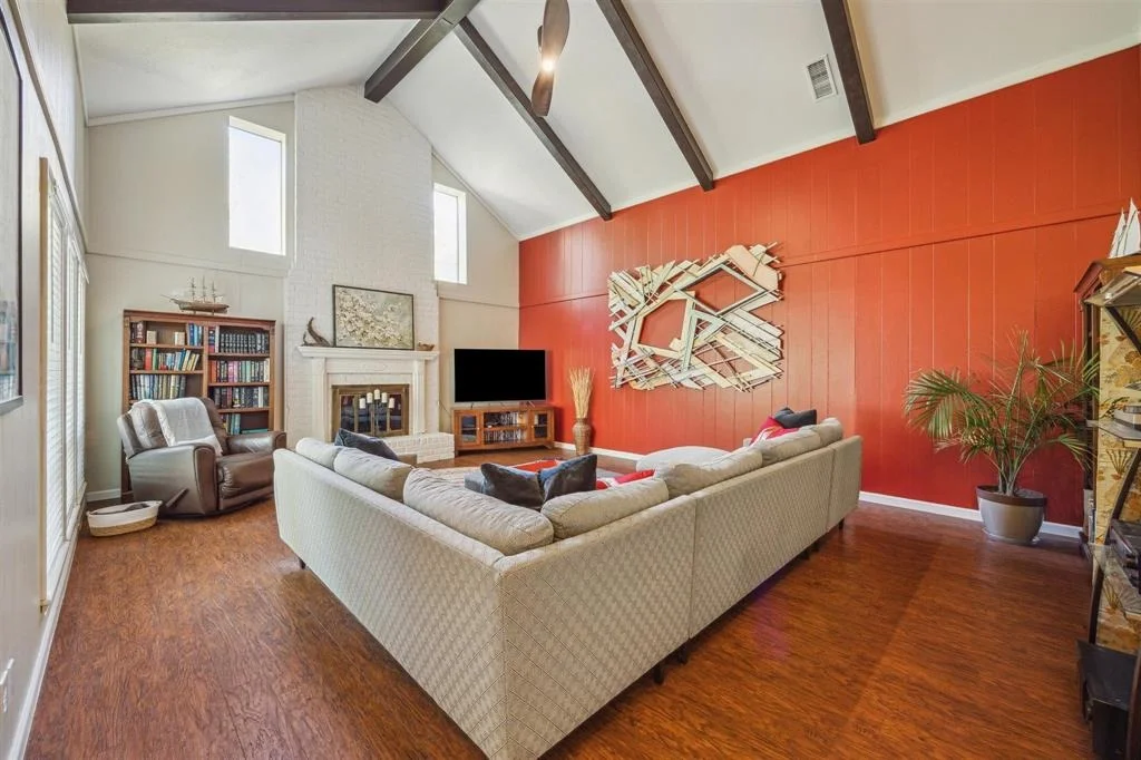 Photo of 13915 Cedar Point Drive