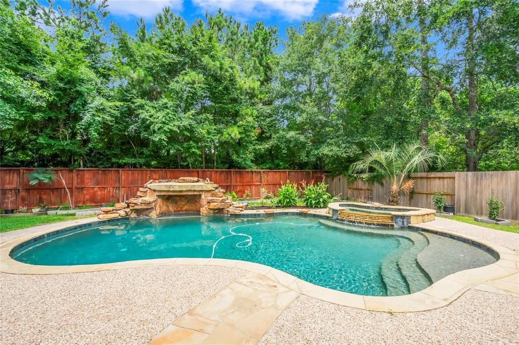 Photo of 70 Fulshear Court