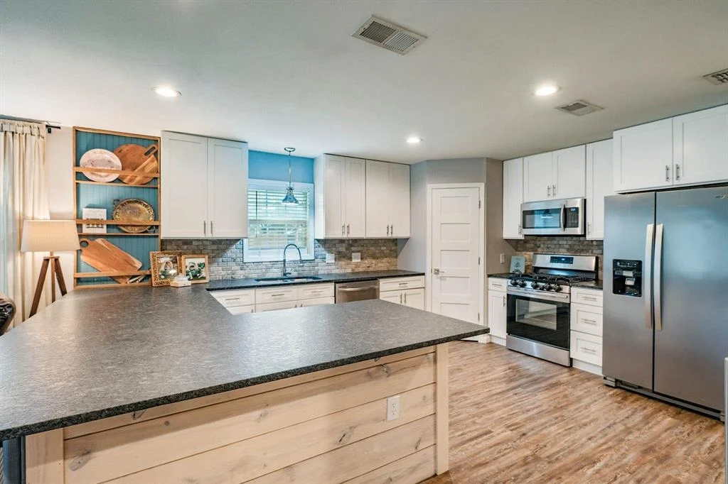Photo of 1006 Benedict Street