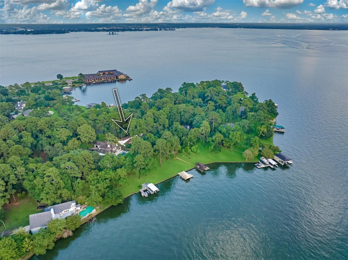 Photo of 1113 River Road