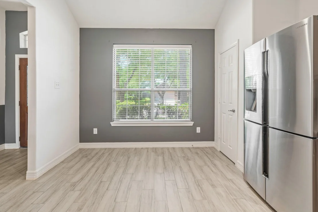 Photo of 7419 Avalon Trace