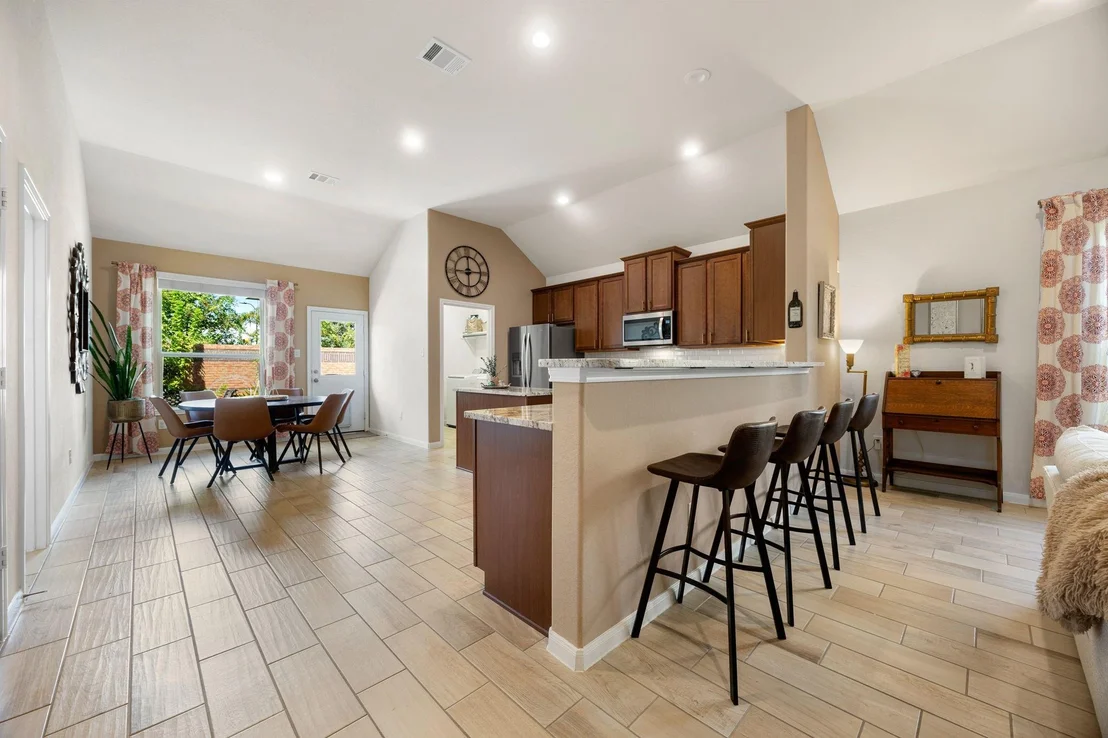 Photo of 6723 Barrington Creek Trace