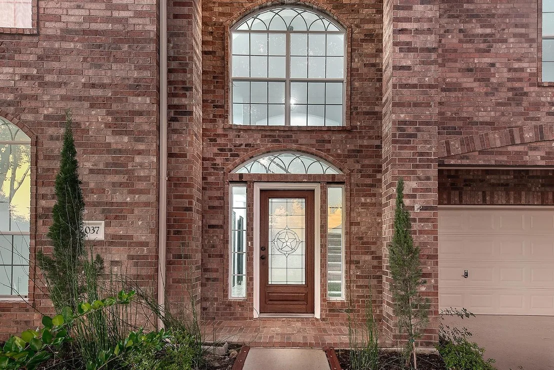 Photo of 2037 Borthwick Lane