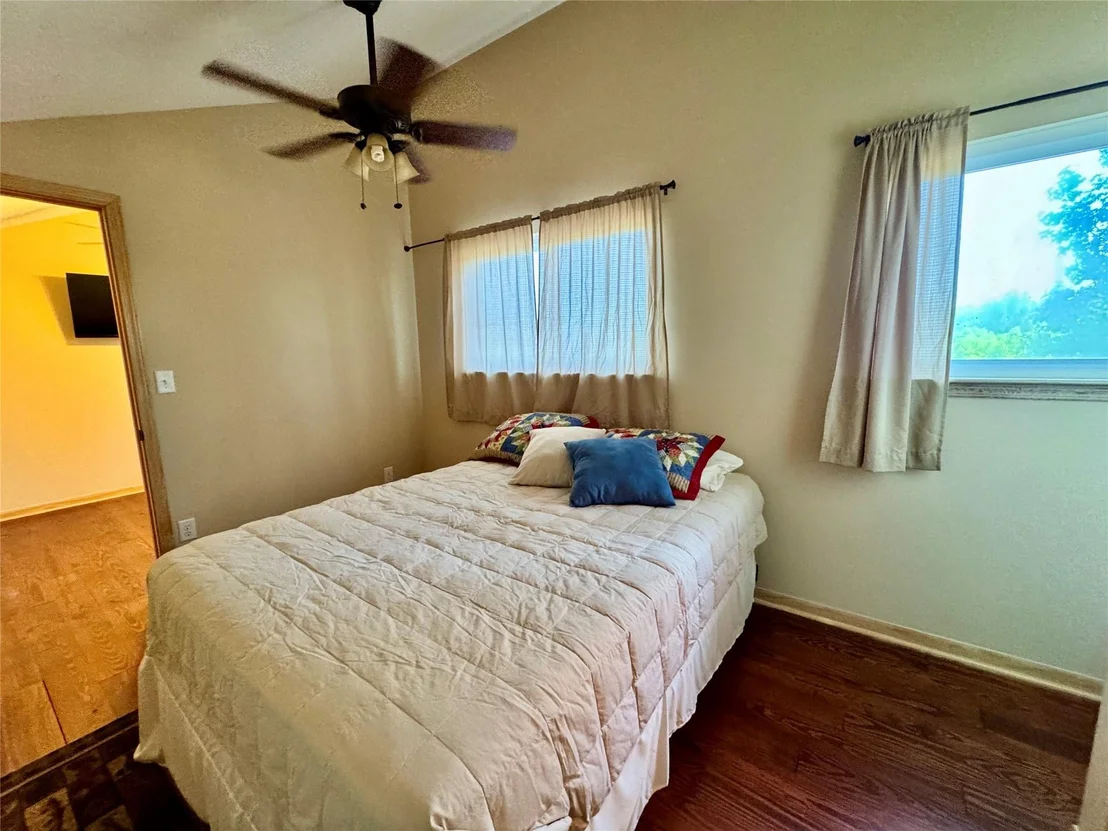 Photo of 83 Lakeside