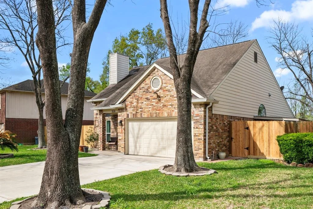 Photo of 506 Rivergrove Drive