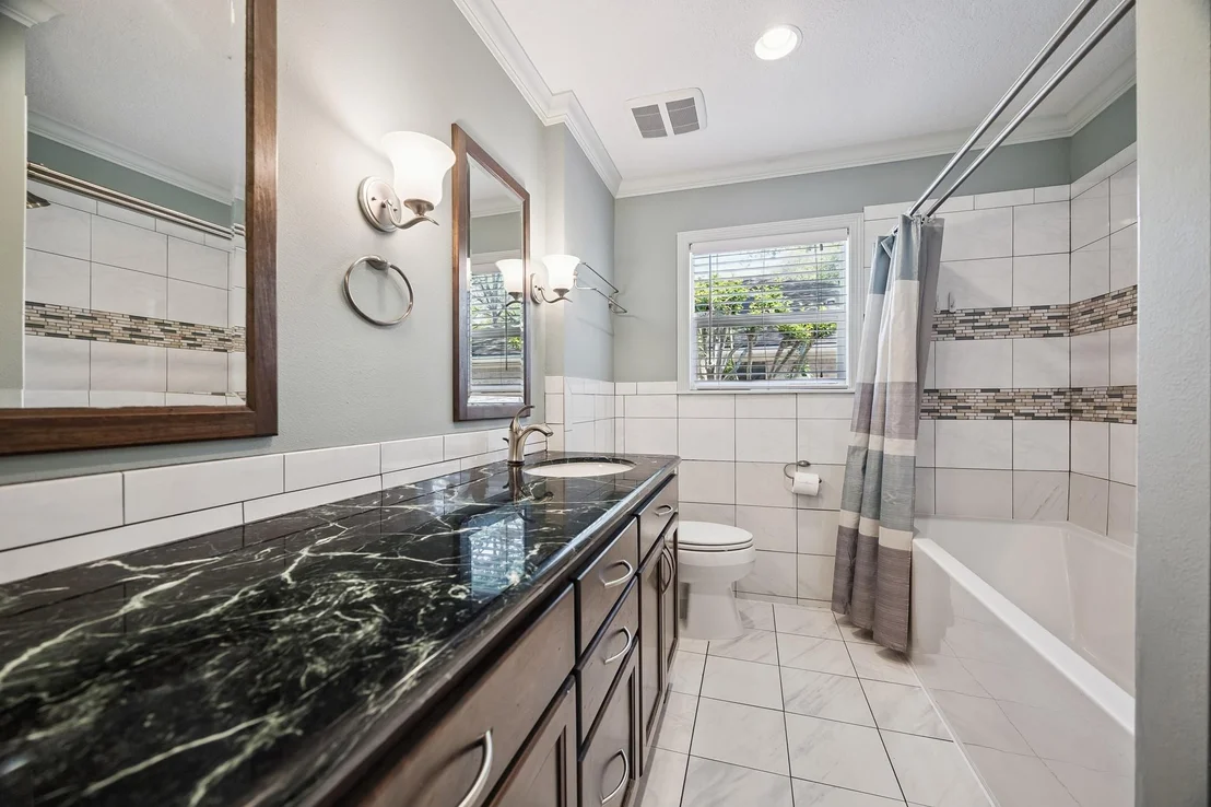 Photo of 7726 Meadowvale Drive