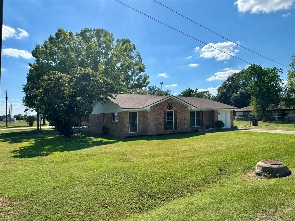 Photo of 412 Elm Street