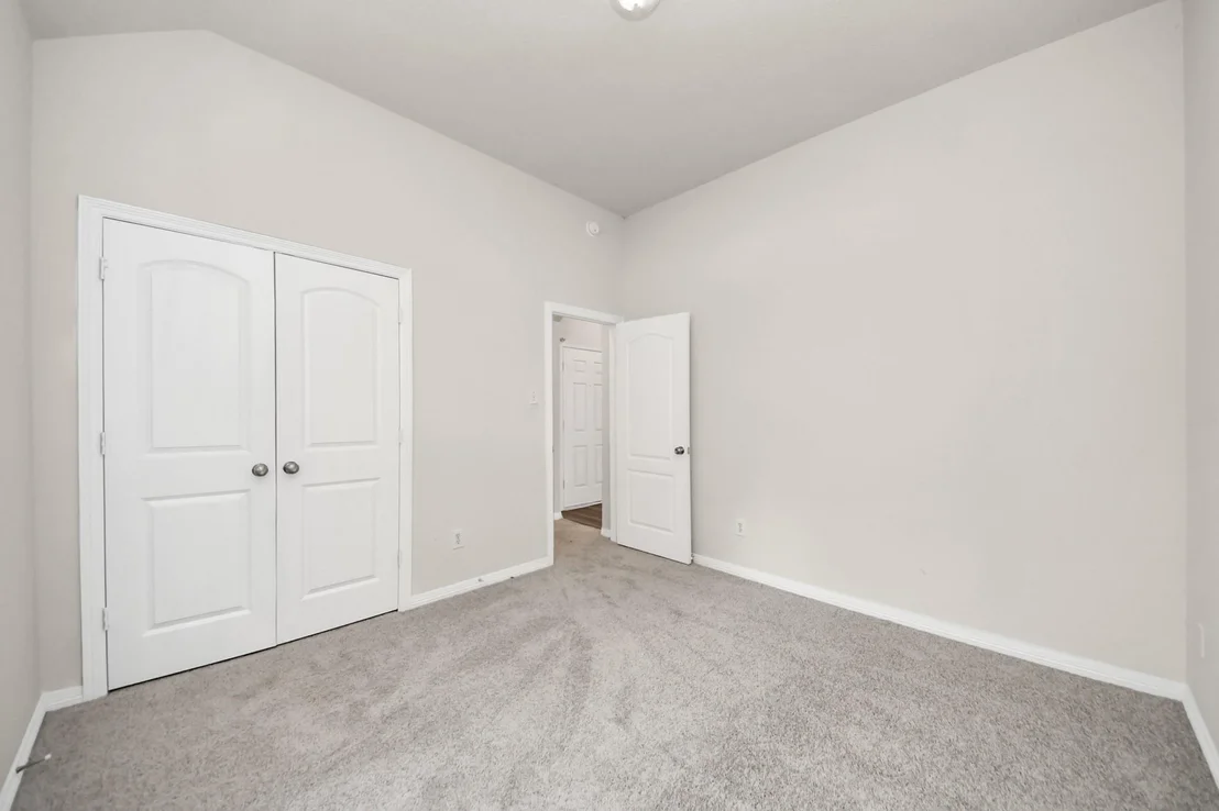 Photo of 5327 Rivergate Drive