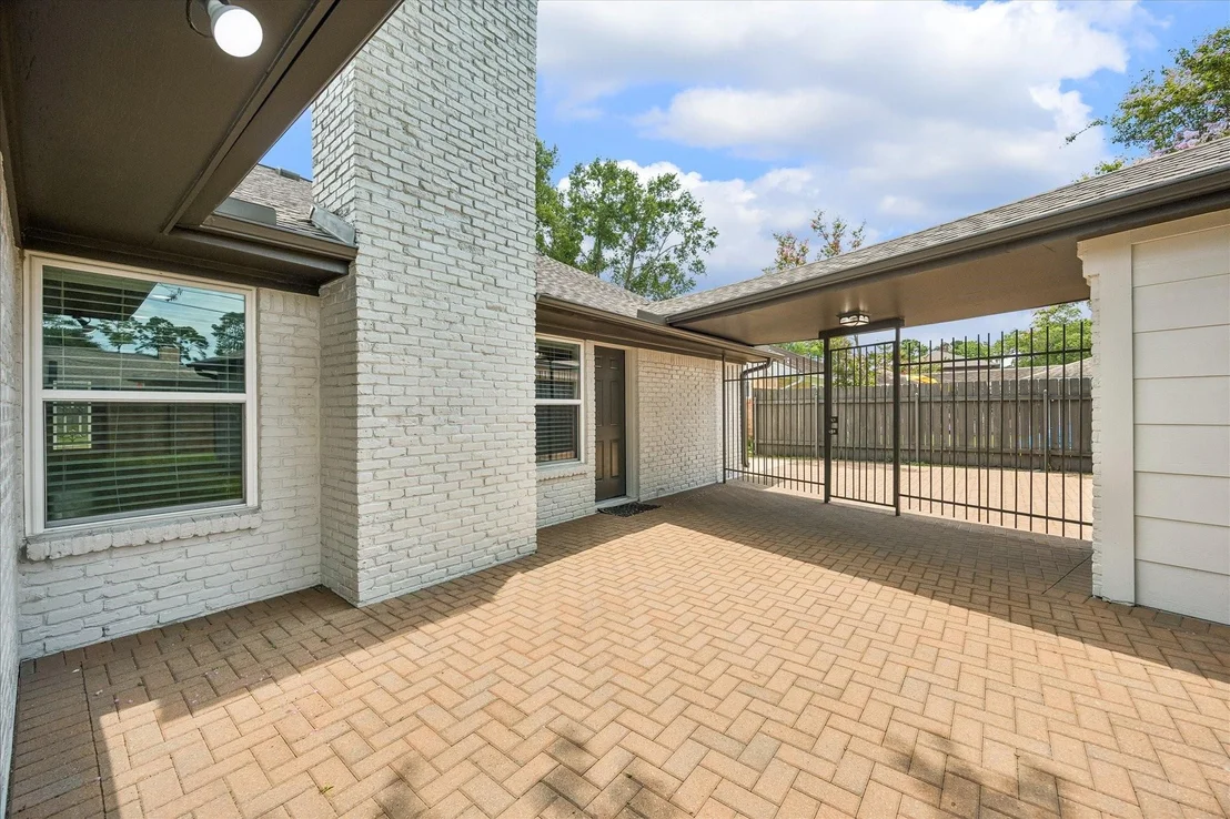 Photo of 1134 Thornton Road