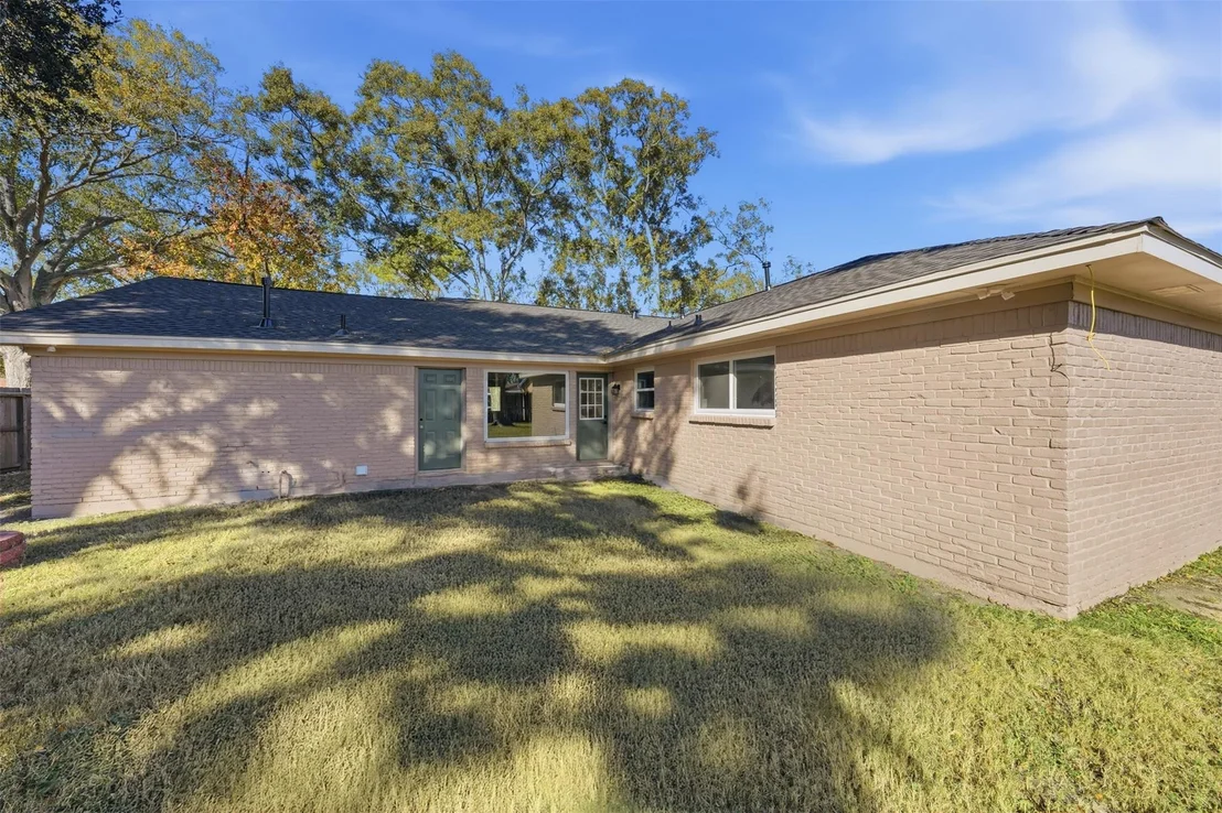 Photo of 5002 Cedar Creek Drive