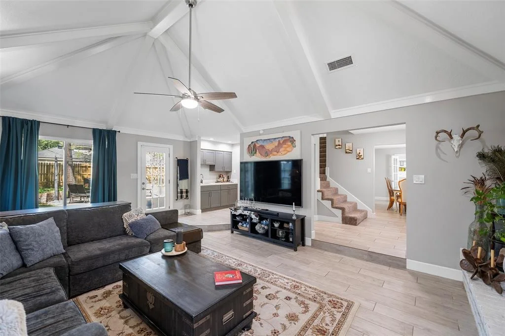 Photo of 6910 King Arthur Court