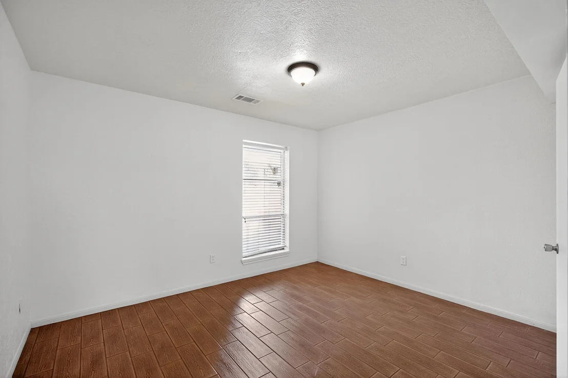 Photo of 206 Staples Drive
