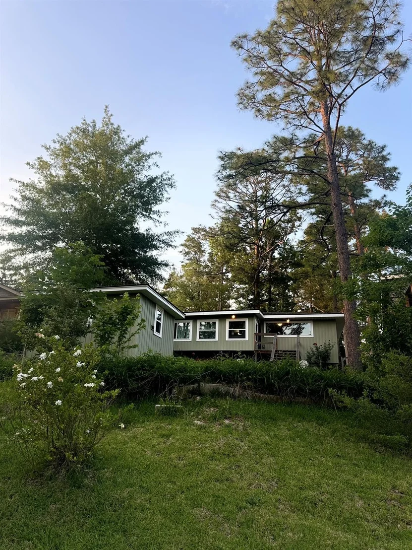 Photo of 129 Cherry Lane