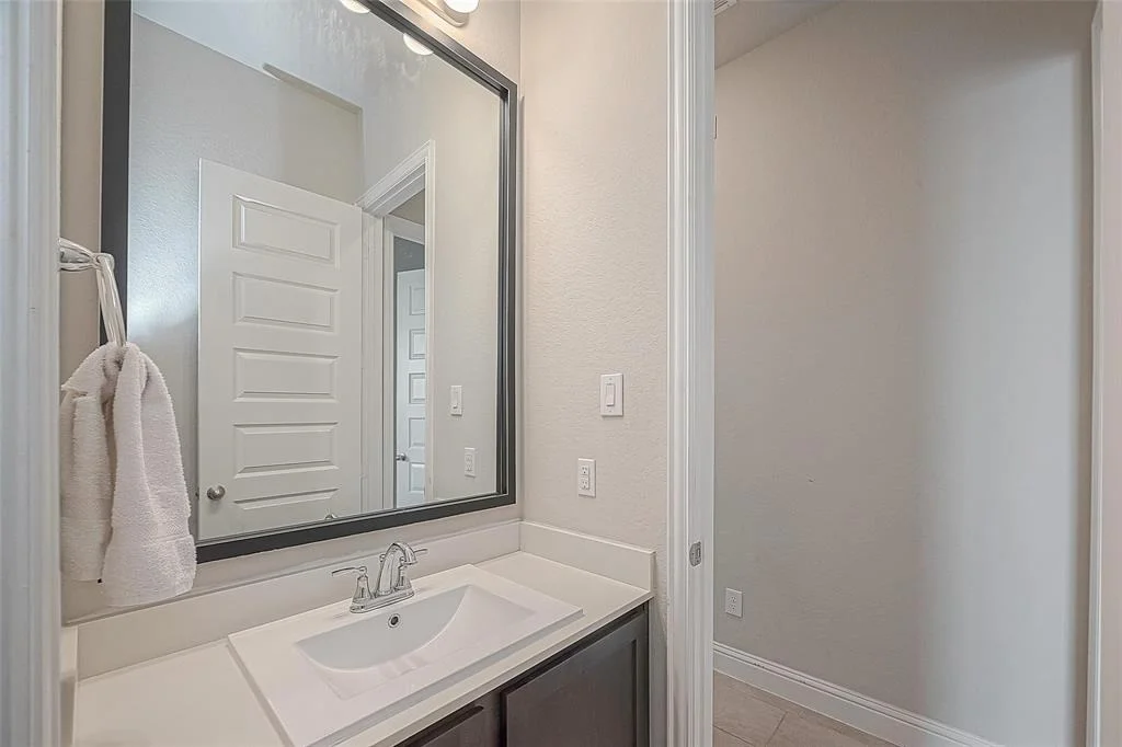 Photo of 17710 White Lightning Way