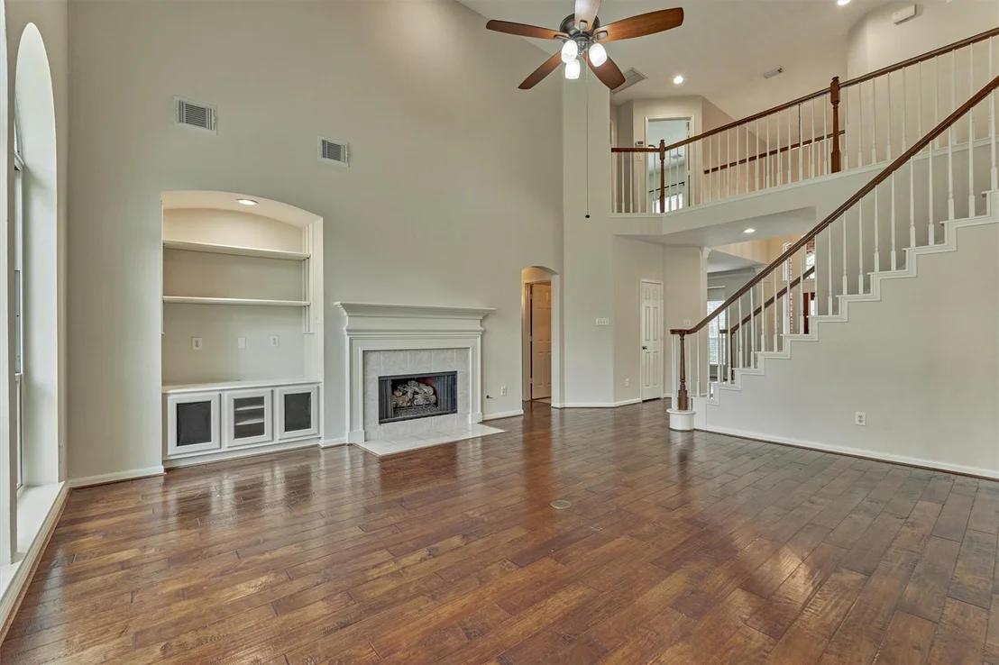 Photo of 18 Gallant Oak Place