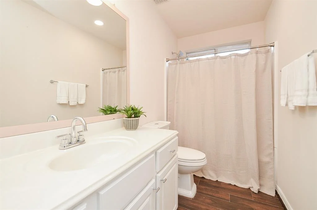 Photo of 5438 Baslow Drive
