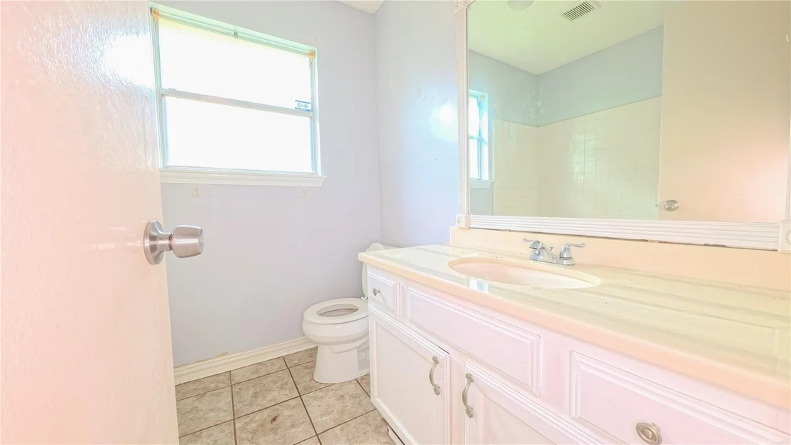 Photo of 4426 Waterfall Way