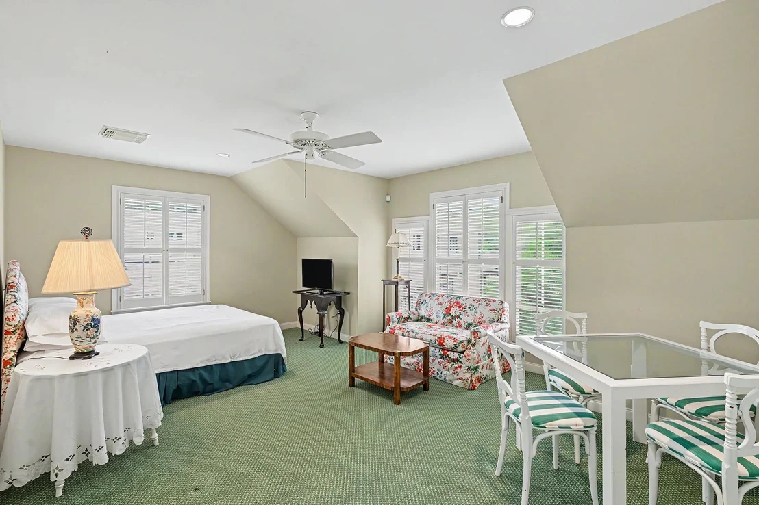 Photo of 6019 Stones Throw Road