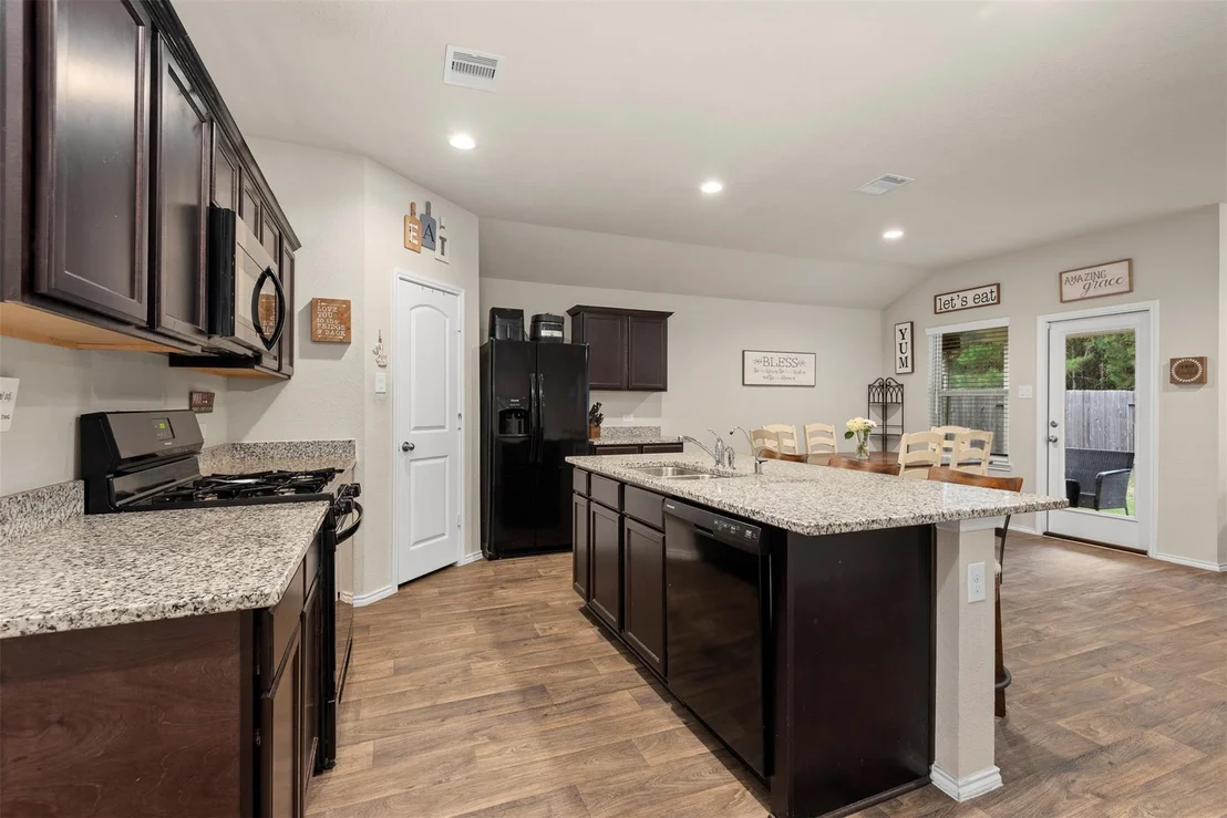 Photo of 622 Road 5138