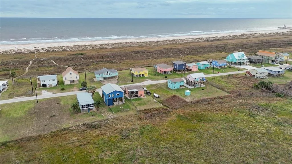 Photo of 385 Beachfront Drive