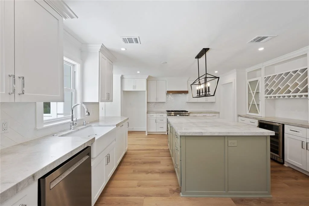 Photo of 8306 Vintage Wood Circle