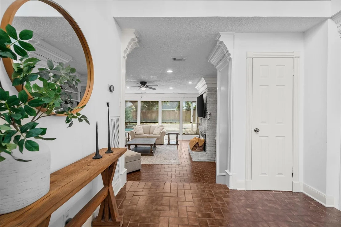 Photo of 16023 Mickleham Drive