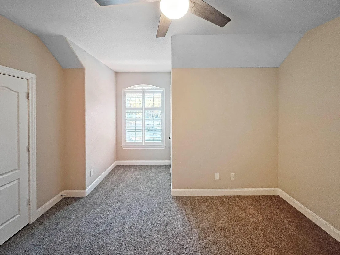 Photo of 110 N Pinto Point Circle