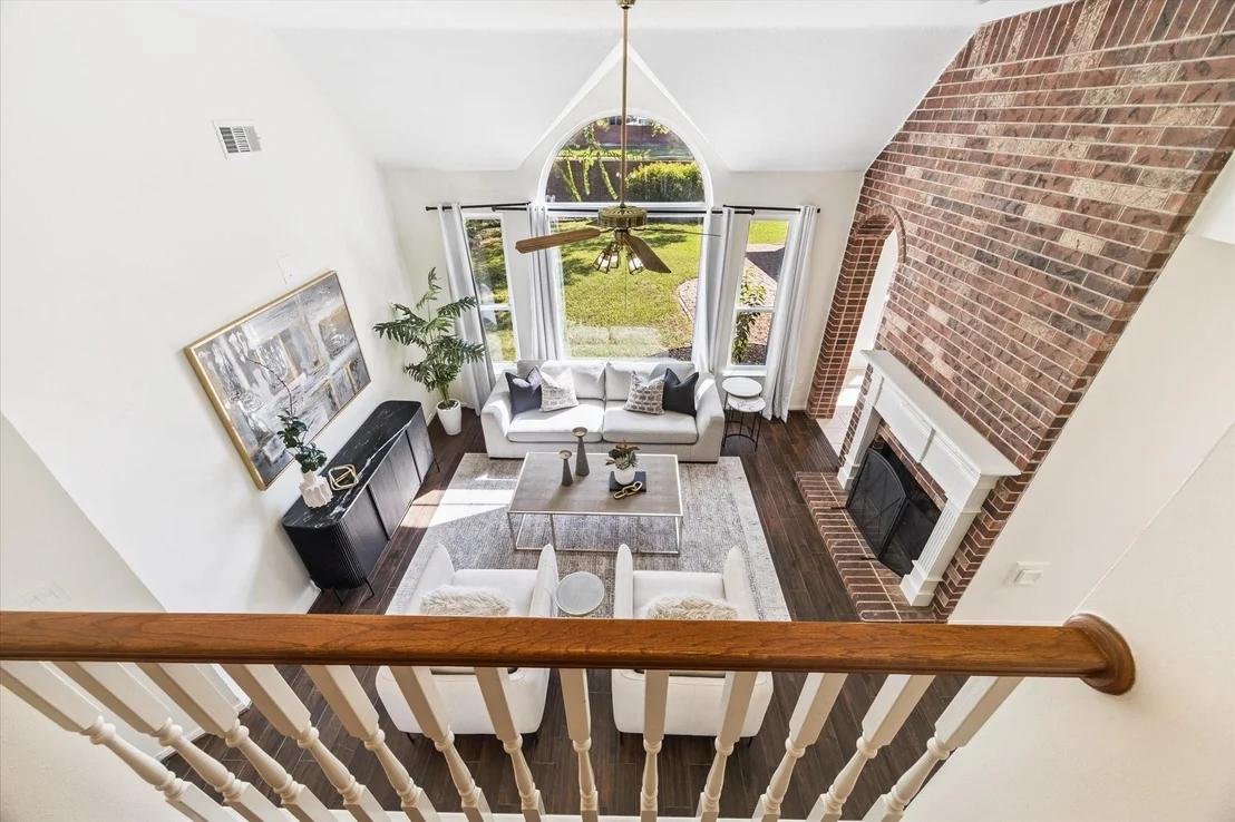 Photo of 6914 Hearthside Drive