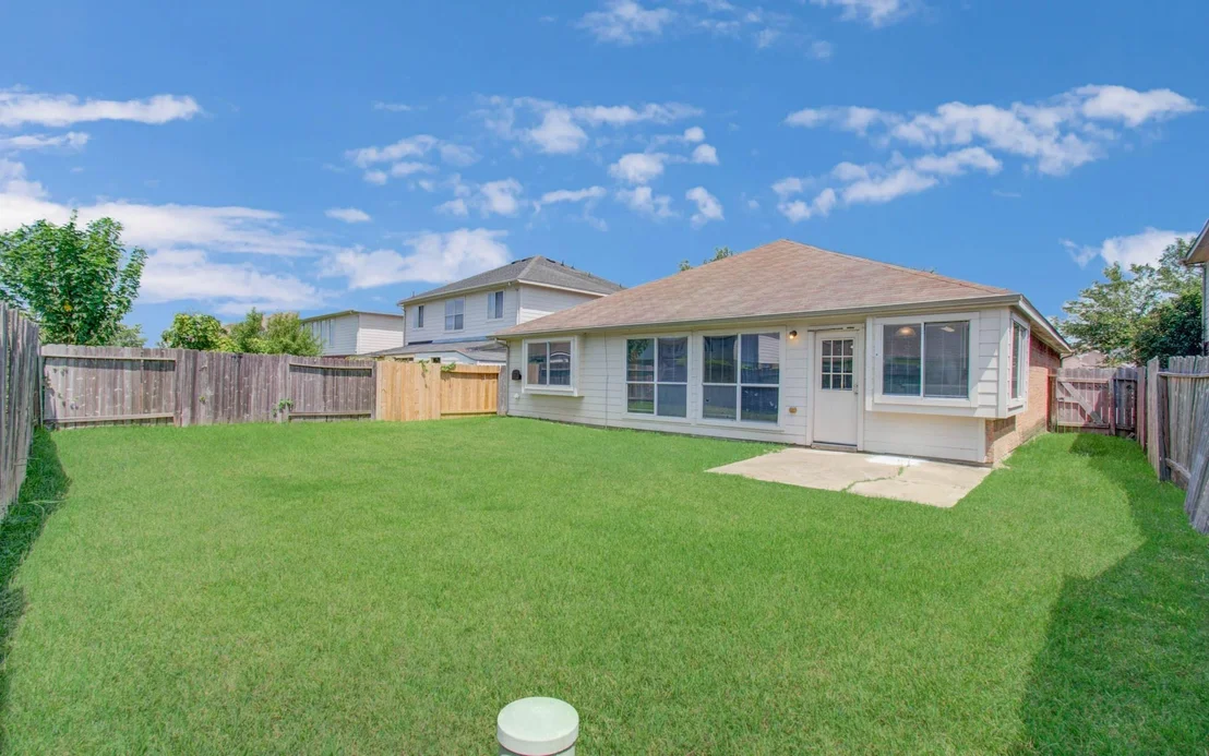 Photo of 13915 Fort Nelson Drive