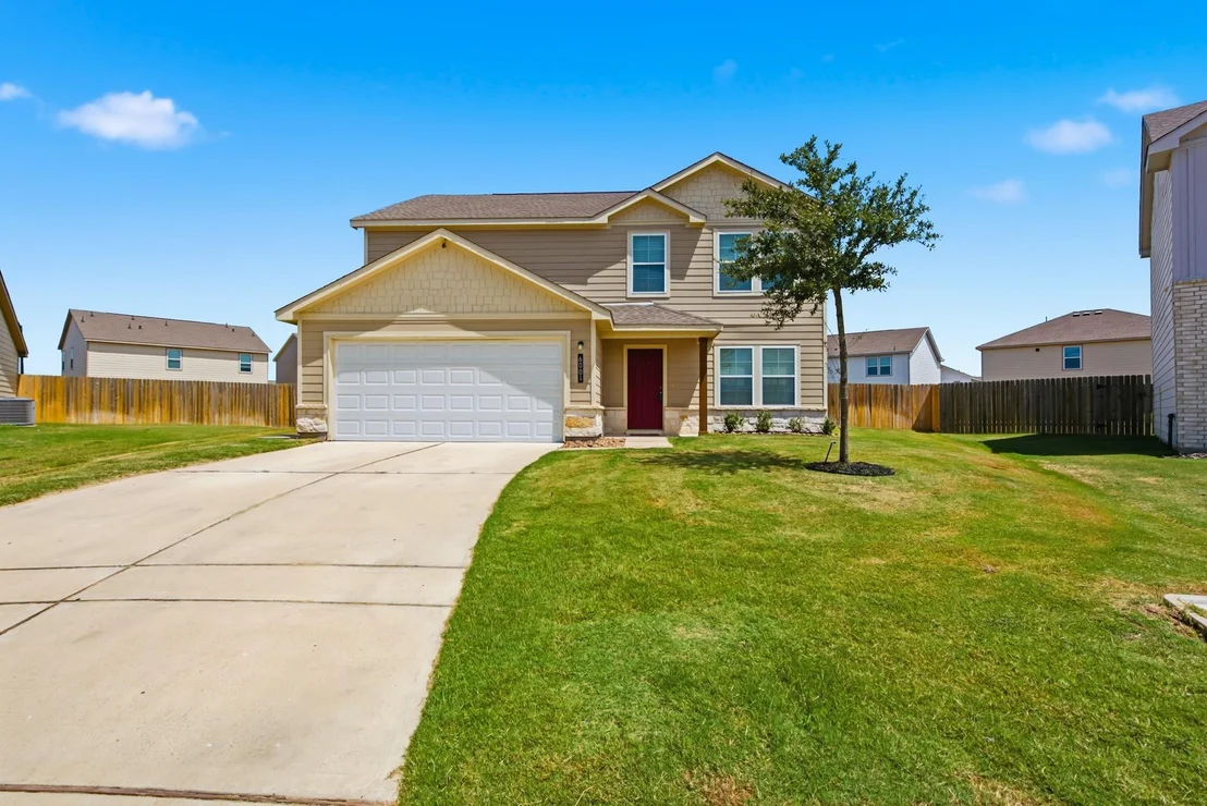 Photo of 6001 Crest Bridge Court