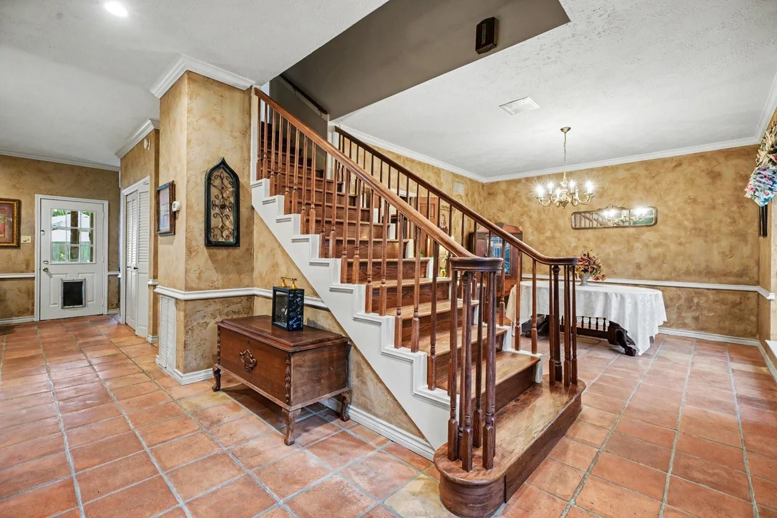 Photo of 1623 Lake Bluff Drive