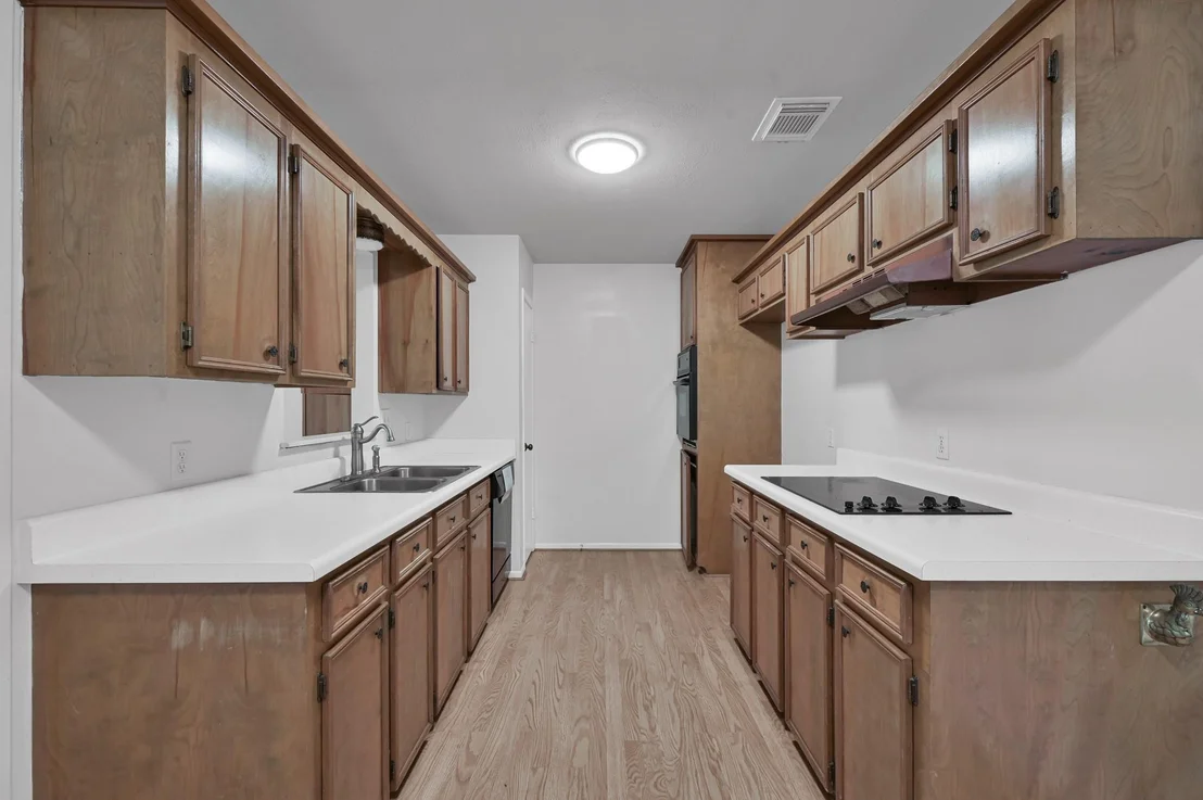 Photo of 188 Greenleaf Lane