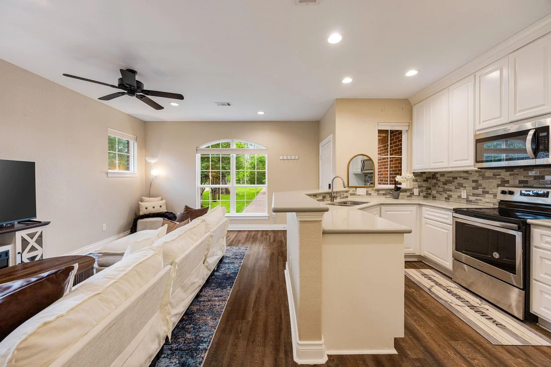 Photo of 5234 Weston Drive