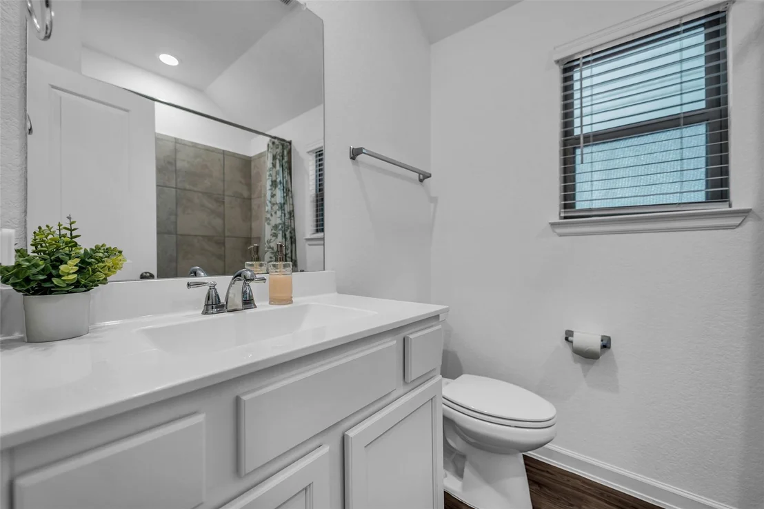 Photo of 4823 Chestnut Valley Lane