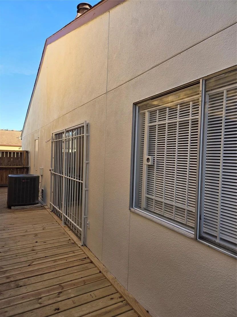 Photo of 12319 Ridgeside Drive
