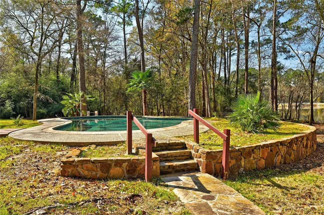 Photo of 15823 Stagecoach Road