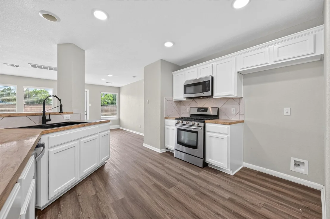 Photo of 3219 Watercliff Court