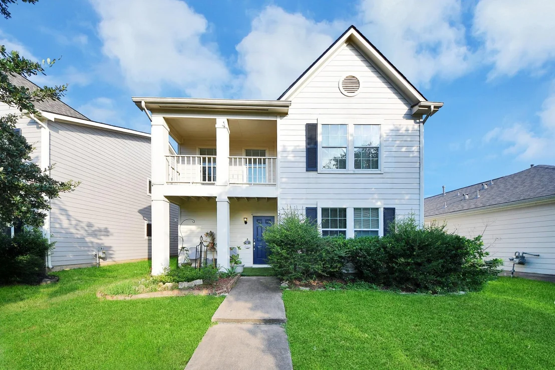 Photo of 20826 Settlers Lake Cir N Circle