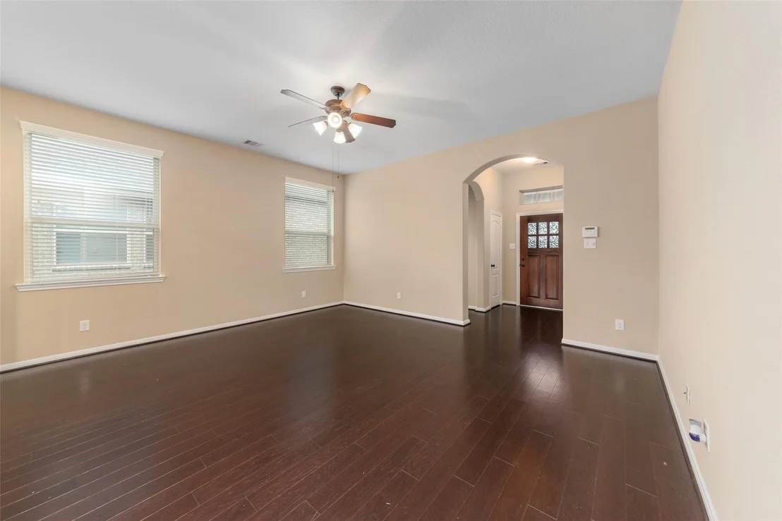 Photo of 15 Butternut Grove Place