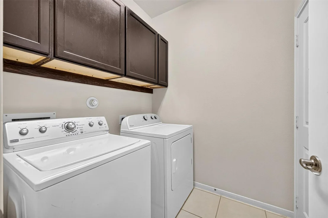 Photo of 15734 Bannowsky Lane