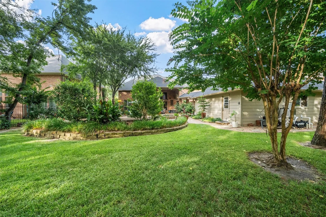 Photo of 103 Player Oaks Place