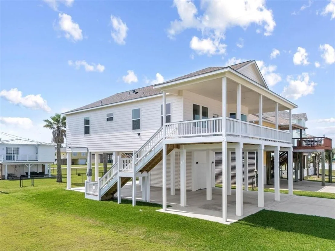 Photo of 23107 Miramar Circle