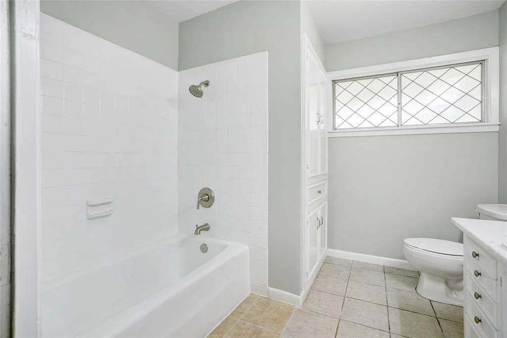 Photo of 1425 Damon Street