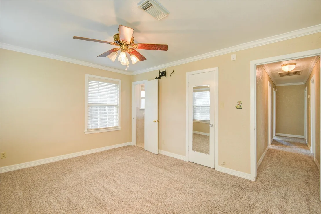 Photo of 1607 W 11th Street