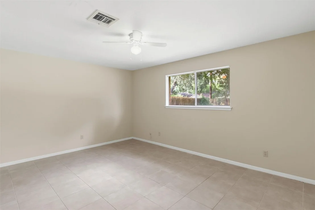Photo of 5006 Whispering Falls Drive