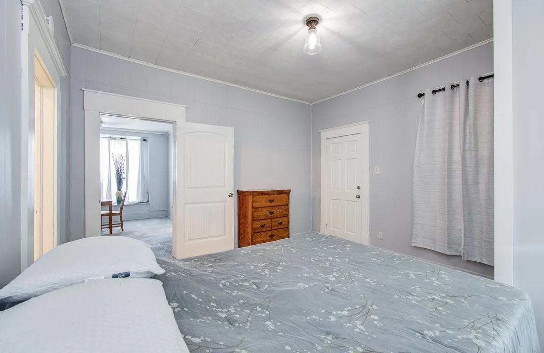 Photo of 155 Davis Street