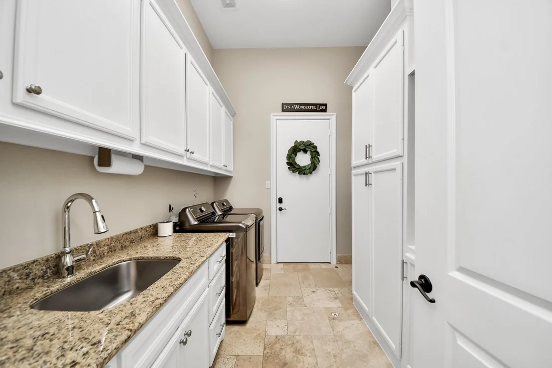 Photo of 1202 Gross Street