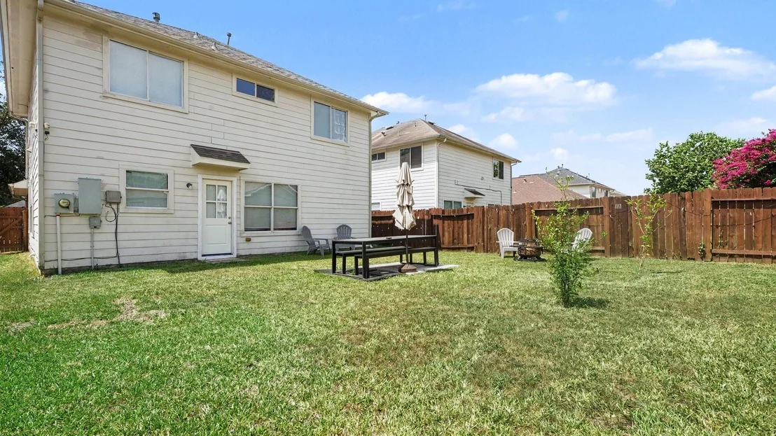 Photo of 9039 Serena Lane