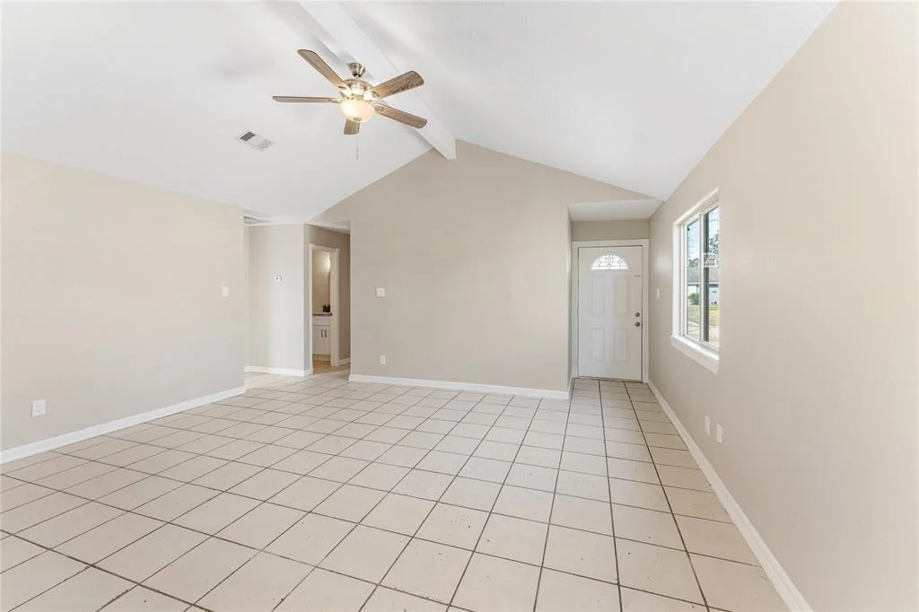 Photo of 6250 Foxhunter Road