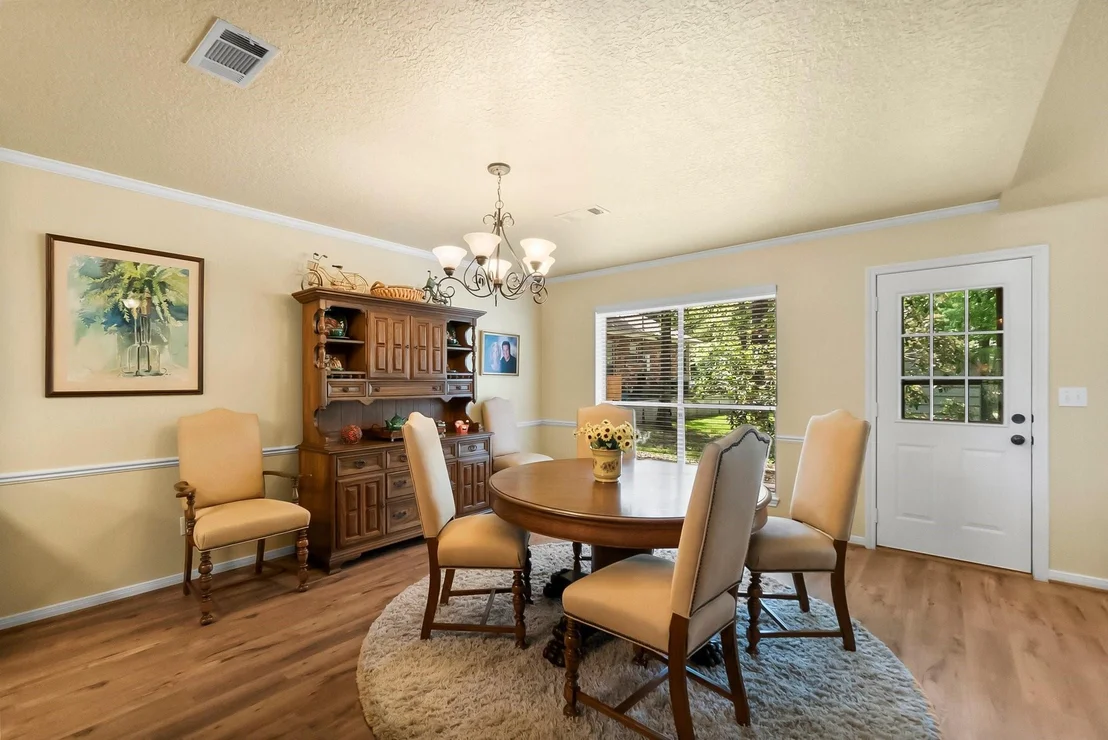 Photo of 292 Apple Valley Drive
